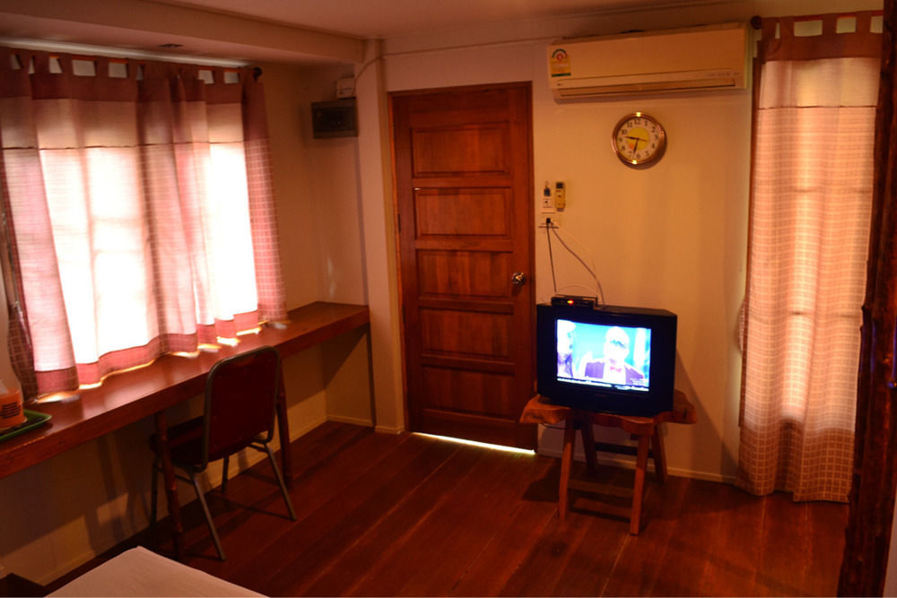 阁遥岛班阿纳塔亚住宿加早餐旅馆 外观 照片